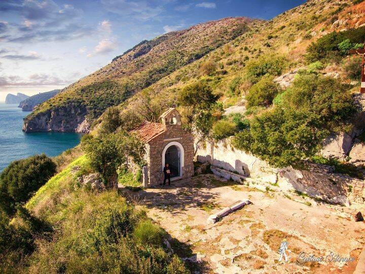 Chiesa di San Pietro - Fiordo di Crapolla