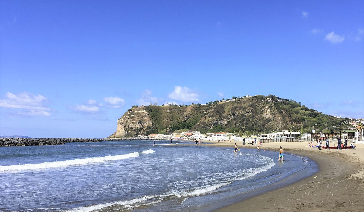 Spiaggia Miliscola: recensioni, servizi, costi e dove parcheggiare